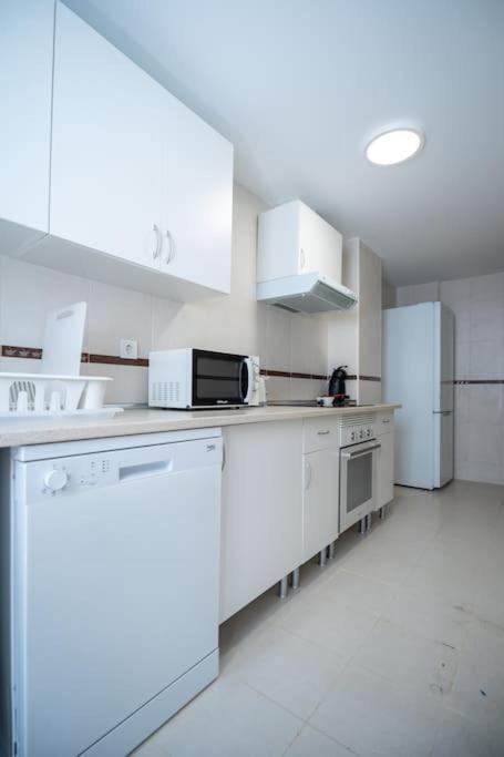 Amplio Apartamento 2 Dormitorios Cerca De La Playa Alicante Exterior photo